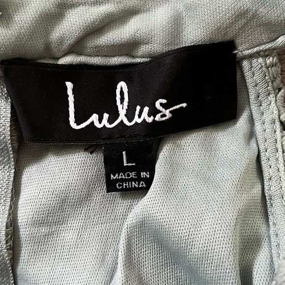 Lulu’s Sage Love Poem Lace Overlay Halter Mini Cocktail Dress Size Large - Picture 9 of 16